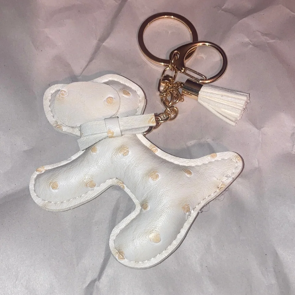 White Polka Dot puppy Keychain with Tassel - Picture 1 of 1